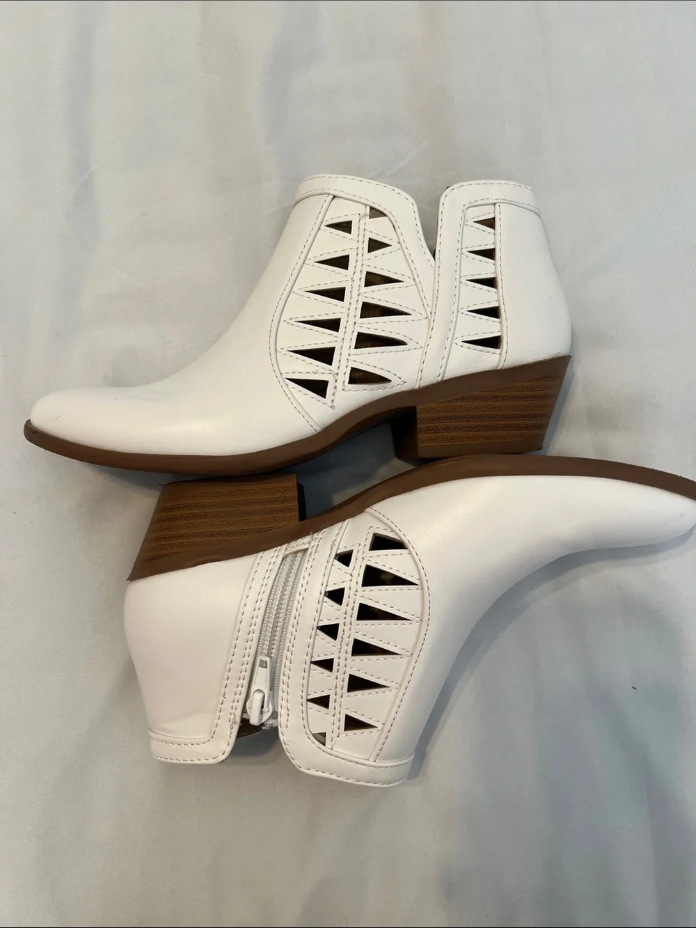 Soda sleek white